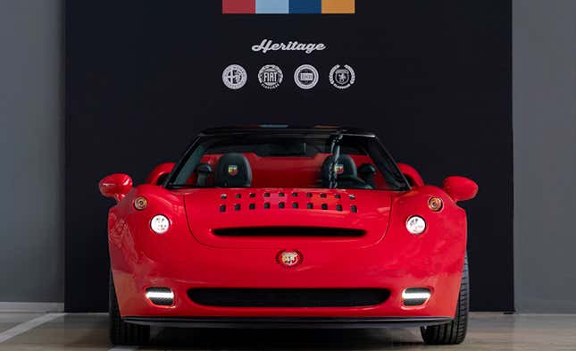 Image for article titled Abarth's Divisive 4C-Based Classiche 1000 SP Concept Is Going Into Limited Production