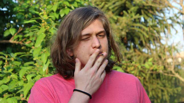 Image for article titled Signs You Definitely Smoke Too Much Weed