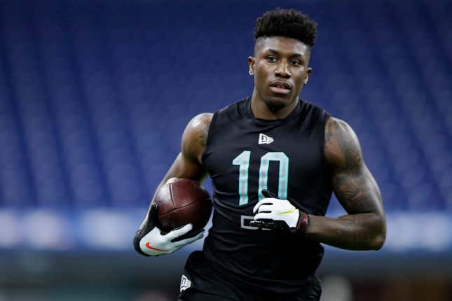 Image for article titled Jeff Gladney, Arizona Cardinals Cornerback, Dies in Car Accident at 25