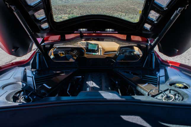 Image for article titled Review: The 2021 Corvette Stingray Is The Best Of Audacious American Power
