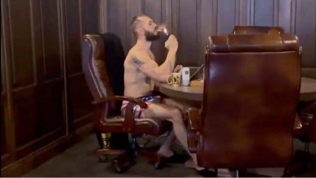 Image for article titled Andrew Tate Is Listening to Mariah Carey, Writing Emo Poetry From House Arrest