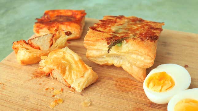 Image for article titled TikTok’s Upside-Down Puff Pastry Hack Is Actually Pretty Good