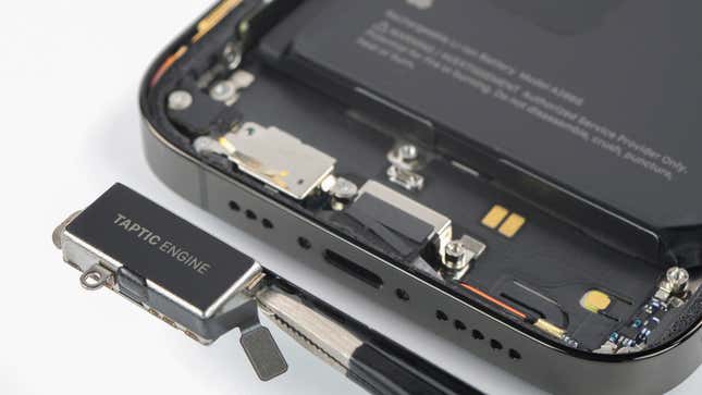 A photo of the Taptic Engine in the iPhone 14 Pro 