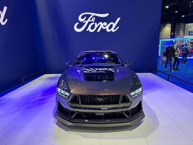 Image for article titled Take a Closer Look at the 2024 Ford Mustang Dark Horse