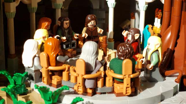 Image for article titled Lego's Huge Rivendell Set Is as Epic a Feat as the Lord of the Rings Movies