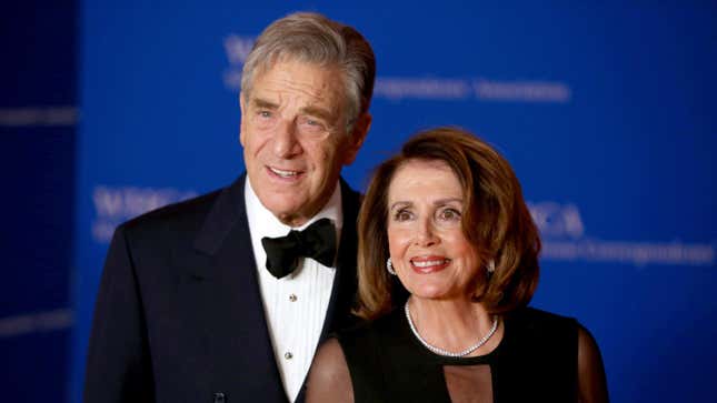 Image for article titled Elon Apologizes for Spreading Conspiracy Theory About the Hammer Attack on Paul Pelosi
