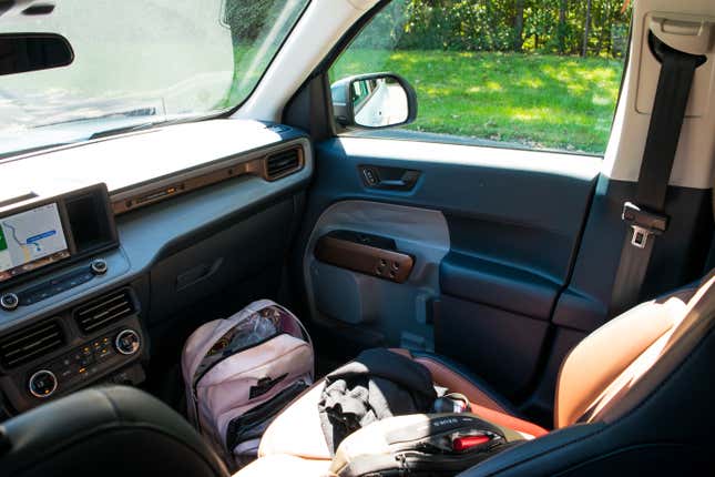 Image for article titled Here's How The Ford Maverick Compares To The Hyundai Santa Cruz