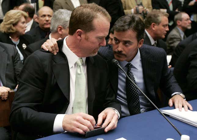 Image for article titled The 10 most proficient cheaters in the history of sports