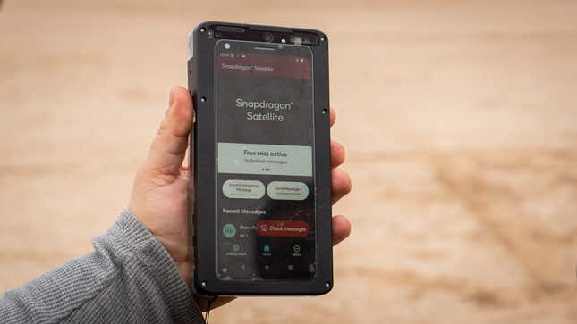La aplicación Snapdragon Satellite se ve así en el prototipo, pero dependerá de los fabricante personalizarla como mejor les parezca