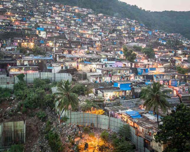 Image for article titled In photos: The chaos and contradictions of suburban Mumbai