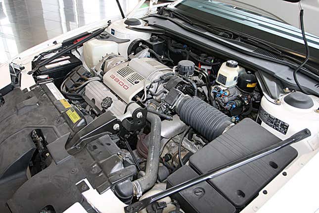 Image for article titled There's a "Brand New" 1990 Buick Reatta Convertible For Sale in Kentucky