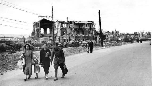 Returning to Madrid, May 1939.