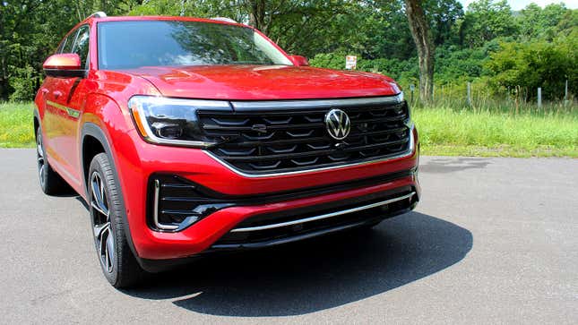 Image for article titled 2024 Volkswagen Atlas, Atlas Cross Sport: It’s What’s On The Inside That Counts