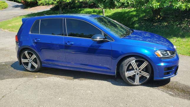Image for article titled At $36,000, Is This 2016 VW Golf R Hot Hatch Heaven?