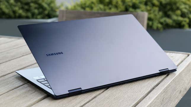 Imagen para el artículo titulado El Samsung Galaxy Book Pro 360 es el 2 en 1 que siempre has soñado