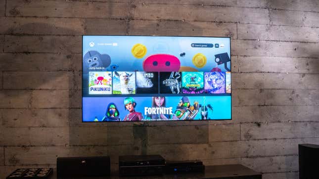 A photo of cloud gaming on a Samsung smart tv 