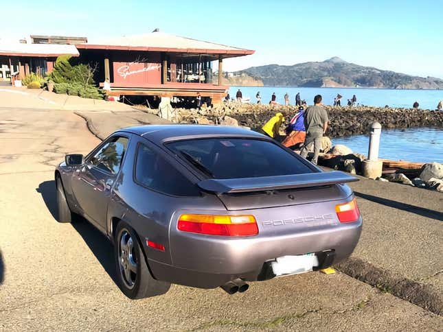 Imagen para el artículo titulado A $18,995, ¿es este Porsche 928 S4 de 1987 un diamante en bruto?