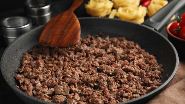 Image for article titled You Should Add Baking Soda to Your Ground Meat