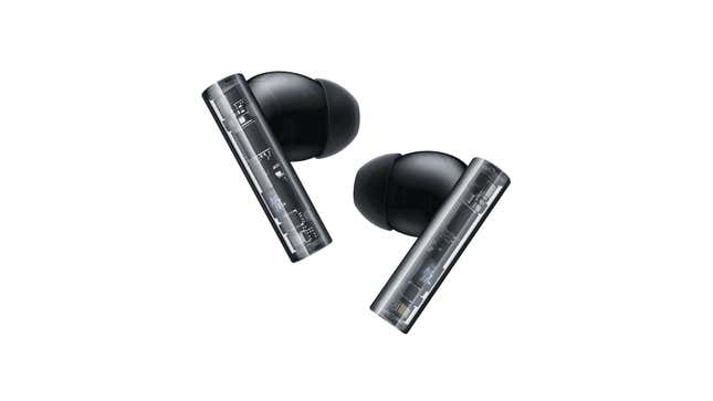 Imagen para el artículo titulado Los auriculares de Nothing ya tienen imitadores: así son los nuevos cascos transparentes de RedMagic