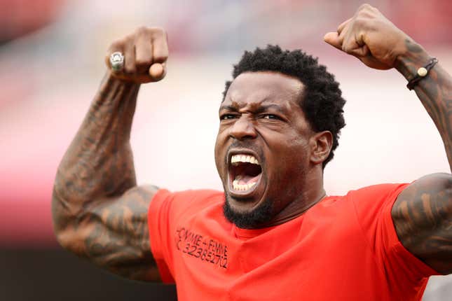 Image for article titled NFL players that retired in their prime