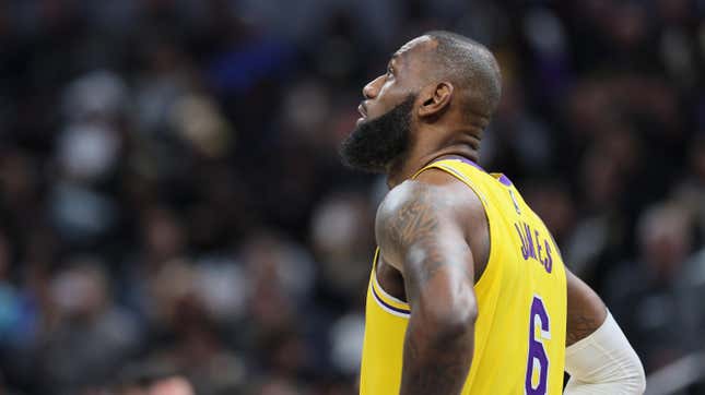 Image for article titled The best games on the NBA schedule the week of Feb. 6 — the NFL season is over, get used to it