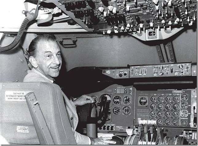 Image for article titled Air India was once the company that inspired Singapore Airlines and Cathay Pacific