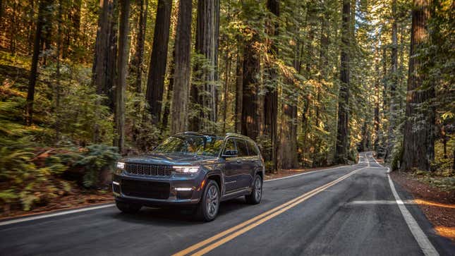 Image for article titled 2021 Jeep Grand Cherokee L Starts At $37,340