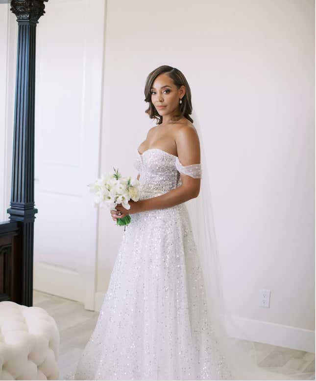 Image for article titled Bow Wow, Soulja Boy and California Cliffside, Now That's How You Get Married
