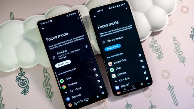 A photo of two Android devices with Focus mode
