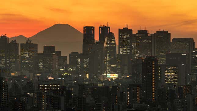 A photo of sunset over the Tokyo skyline in Japan. 