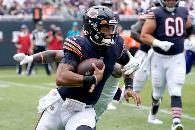 Justin Fields is the future of the Chicago Bears. Why is his career being risked in preseason games?