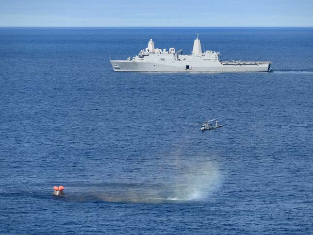 Image for article titled See the Best Images from the Thrilling Artemis 1 Splashdown