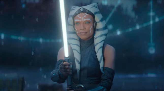 Rosario Dawson es Ahsoka en la serie. Se estrena en agosto en Disney+