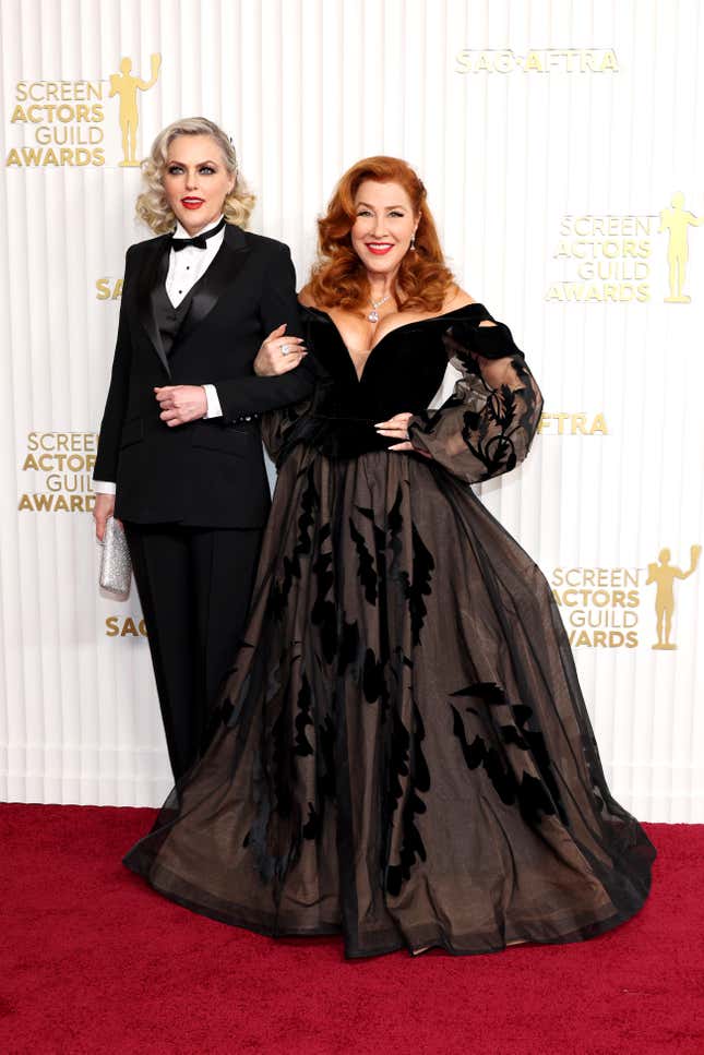 Image for article titled SAG Awards Red Carpet 2023: Celebs Usher in Spring