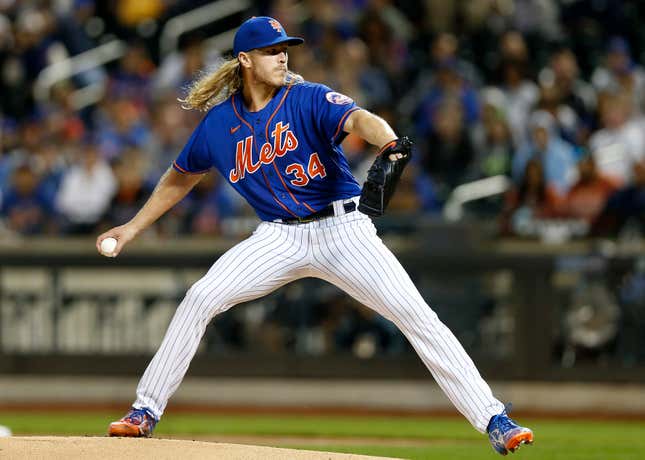 Noah Syndergaard refuses to choose between Mike Francesa & Mr. Met