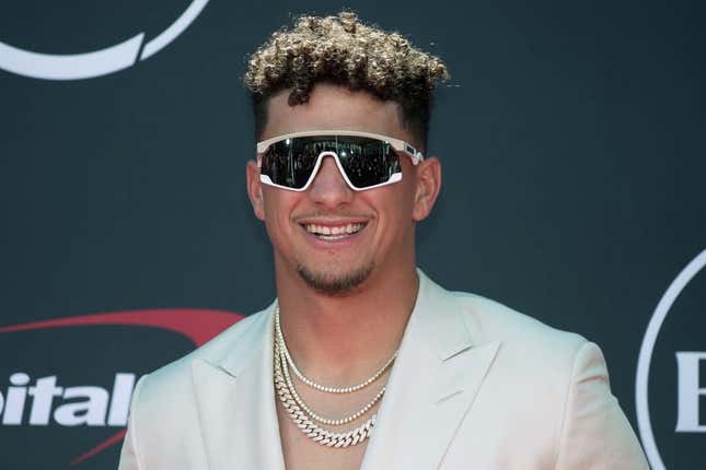 Jul 12, 2023; Los Angeles, CA, USA; Kansas City Chiefs quarterback Patrick Mahomes arrives on the red carpet before the 2023 ESPYS at the Dolby Theatre.