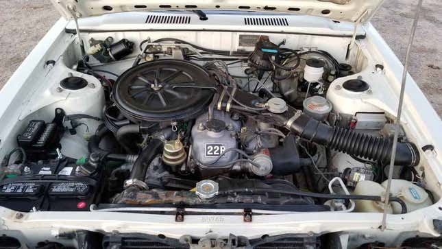 Image for article titled At $8,200, Would Buying This 1981 Toyota Corona Be A Crowning Achievement?