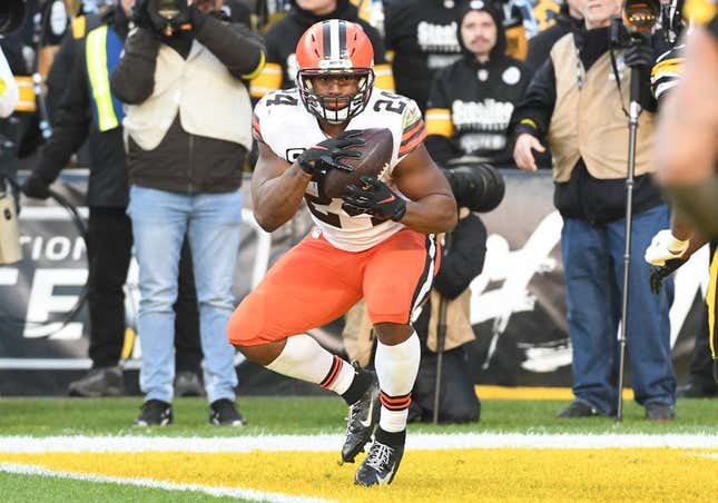 Watch Nick Chubb run for a 26-yard touchdown in the fourth quarter vs. the  Texans 