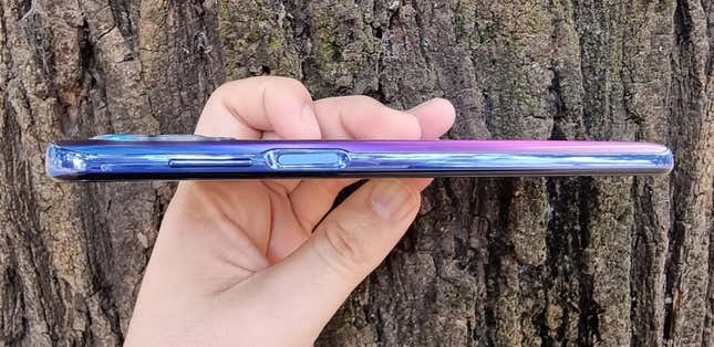 Imagen para el artículo titulado El Moto G100 es el mejor smartphone que ha hecho Motorola hasta la fecha