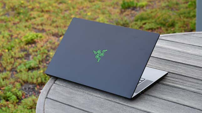 Imagen para el artículo titulado Razer subirá el precio de sus portátiles gaming el próximo año (y otras empresas podrían imitarla)