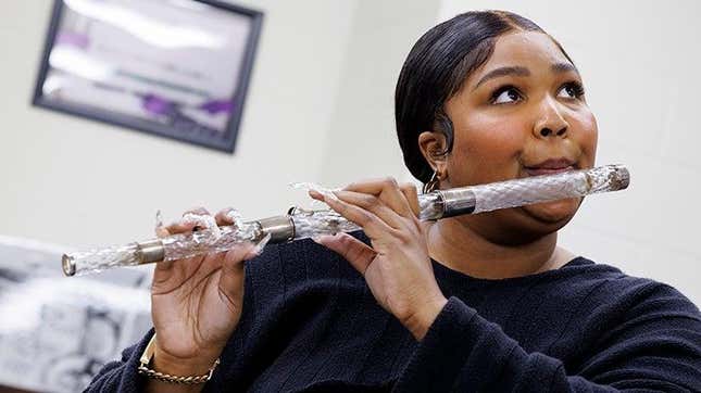Image for article titled Conservatives Very Offended by Lizzo Twerking With Slave Owner&#39;s Crystal Flute