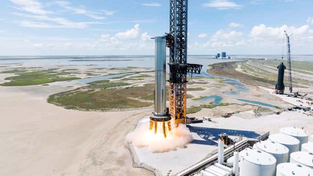 Super Heavy Booster 7 recently completed a seven-engine  static fire test.