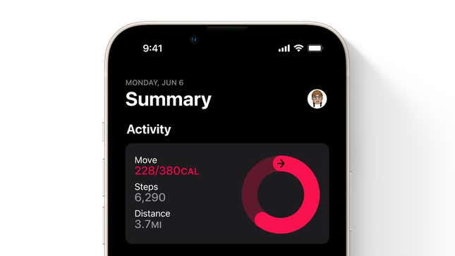 A screenshot of the Apple Fitness app on iOS 16