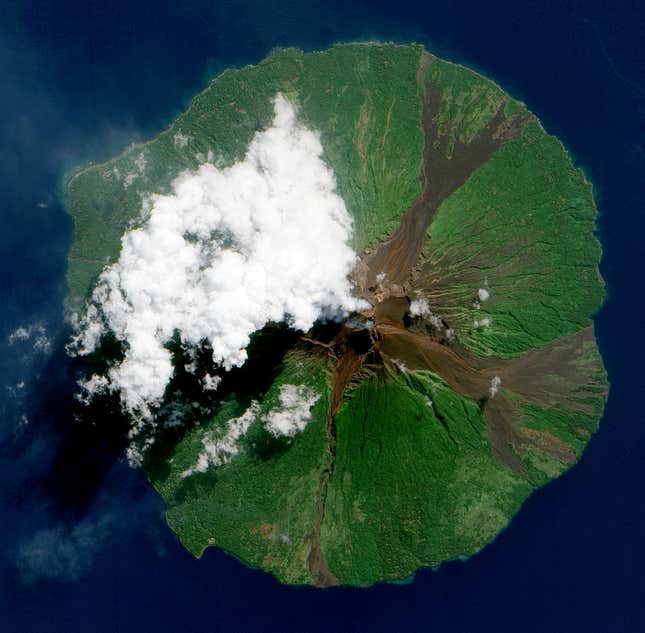 Image for article titled The awesome power of volcanos, seen from space