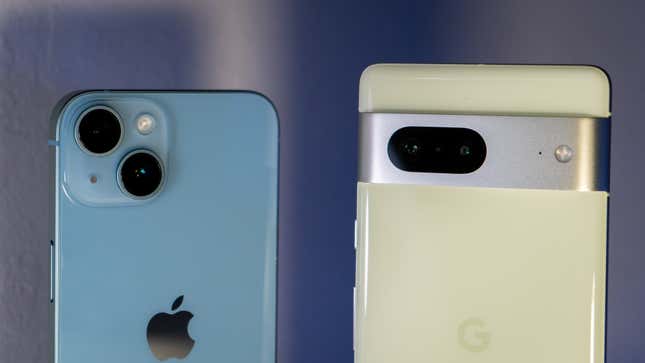 A photo of the iPhone 14 and Pixel 7 