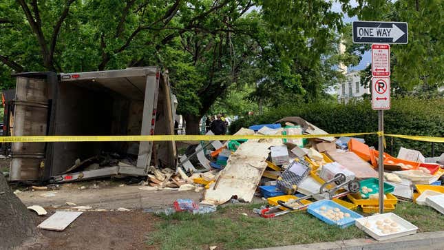 Image for article titled Secret Service Member&#39;s Car Hit by Stolen Pizza Dough Truck