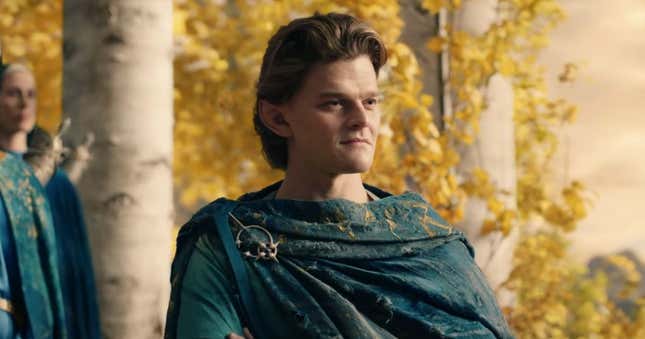 Robert Aramayo as Elrond in Lord of the Rings: The Rings of Power. 