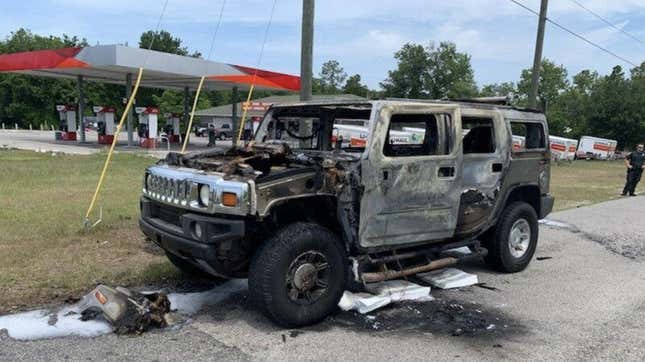 Image for article titled Florida Driver Packs Hummer With Gas Cans And Also Fire