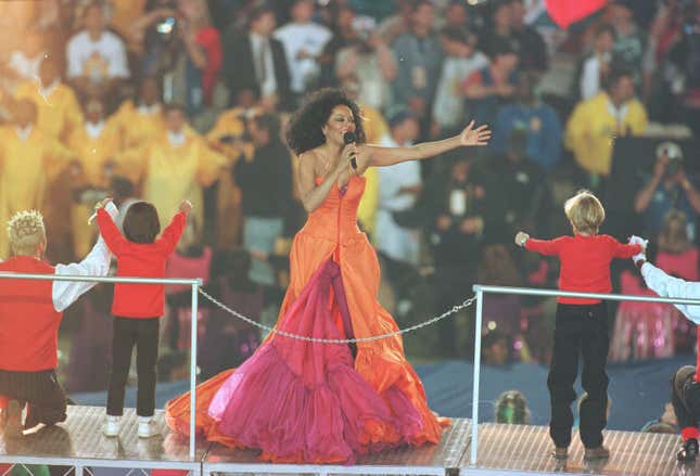Image for article titled Diana Ross&#39;s Most Iconic Looks, in Honor of Her Return