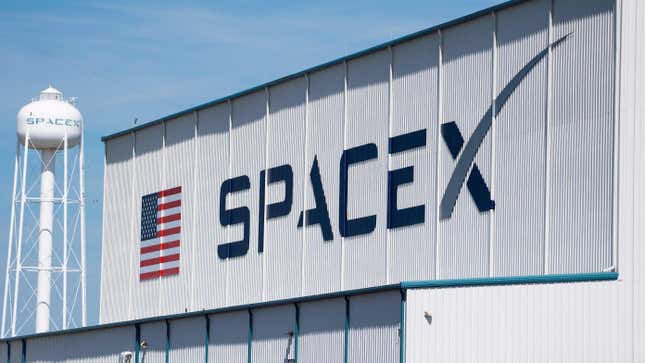 Image for article titled Google Cloud Teams up With SpaceX in Satellite Internet Connectivity Deal